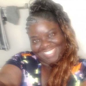 Meet your Posher, Toni